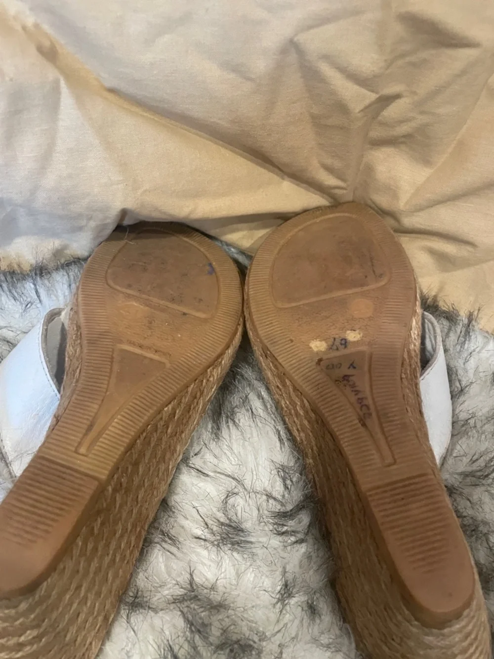 Burberry White Leather Thong Espadrille Sandals Classic Check Insole Sz 41 BS1 - Picture 7 of 7